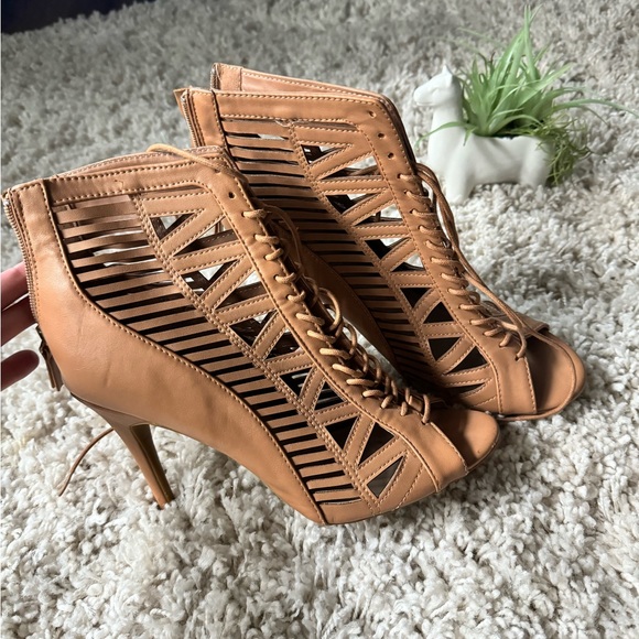 Super cute see-through woven tan festival going out cocktail, elegant he… - Picture 5 of 5